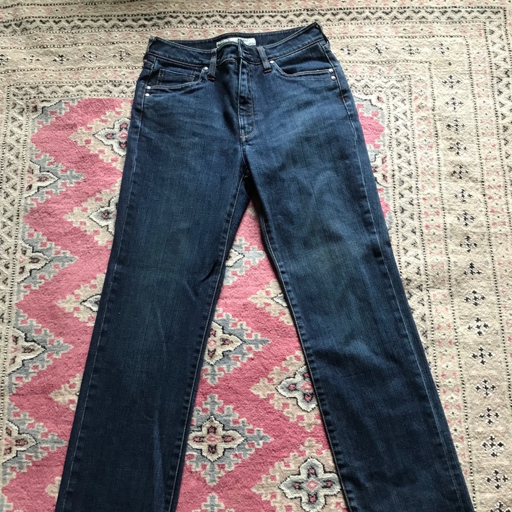 Uniqlo Natural Fit jeans